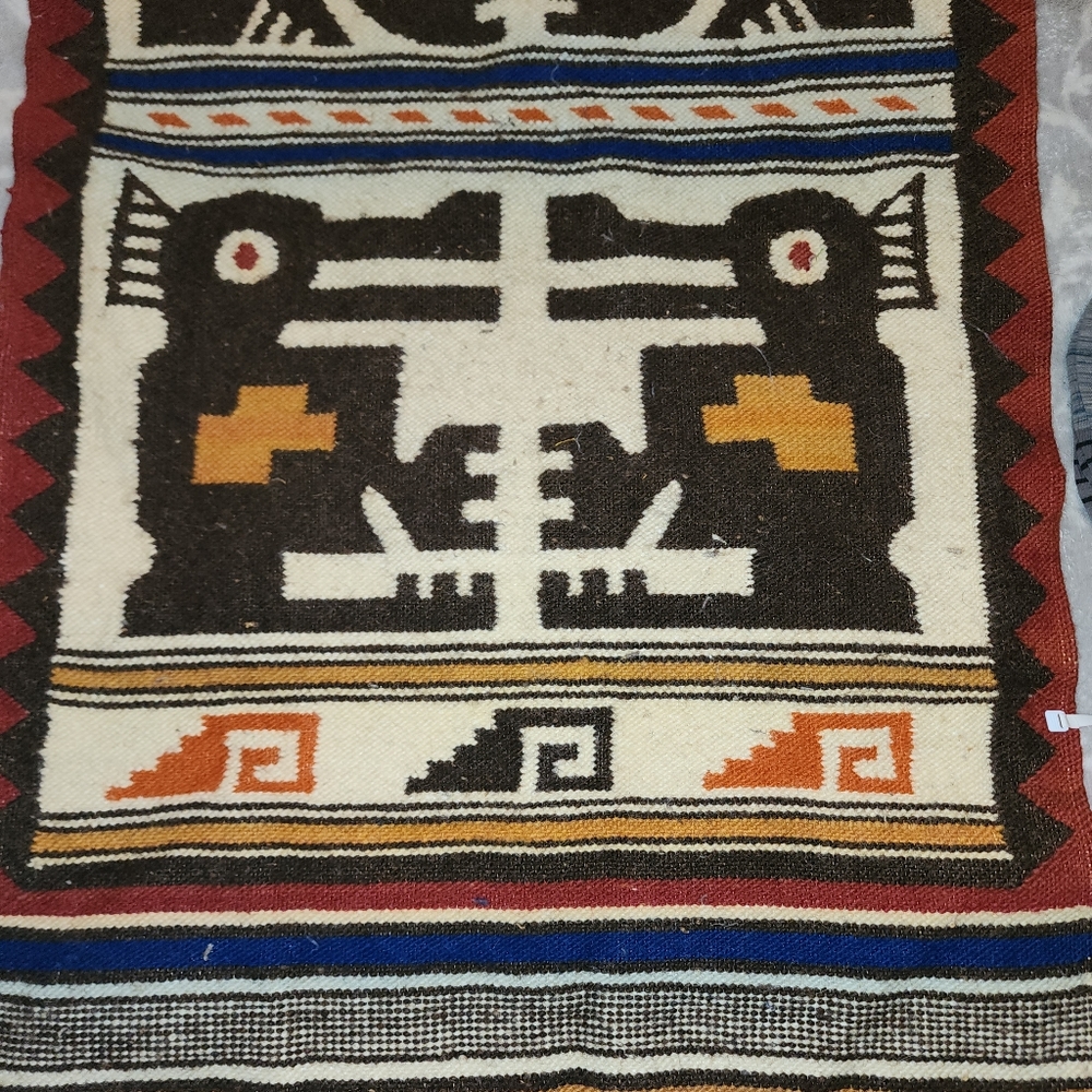 Vintage South American Wall Tapestry - Picture 4 of 9